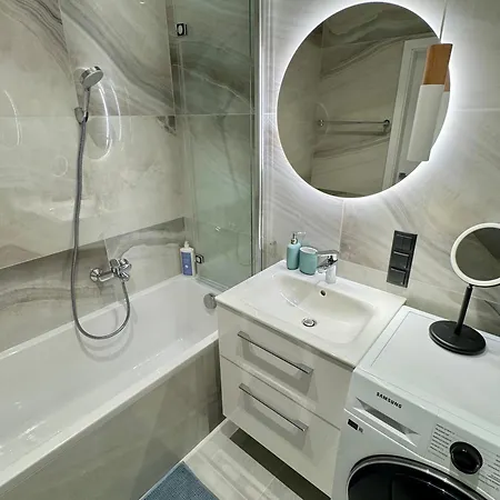 Concept Jj Luxury * ורשה
